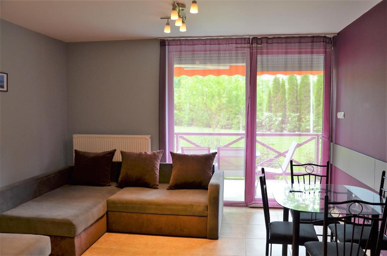 Vadszilva Apartman Balatonoszod Exterior foto