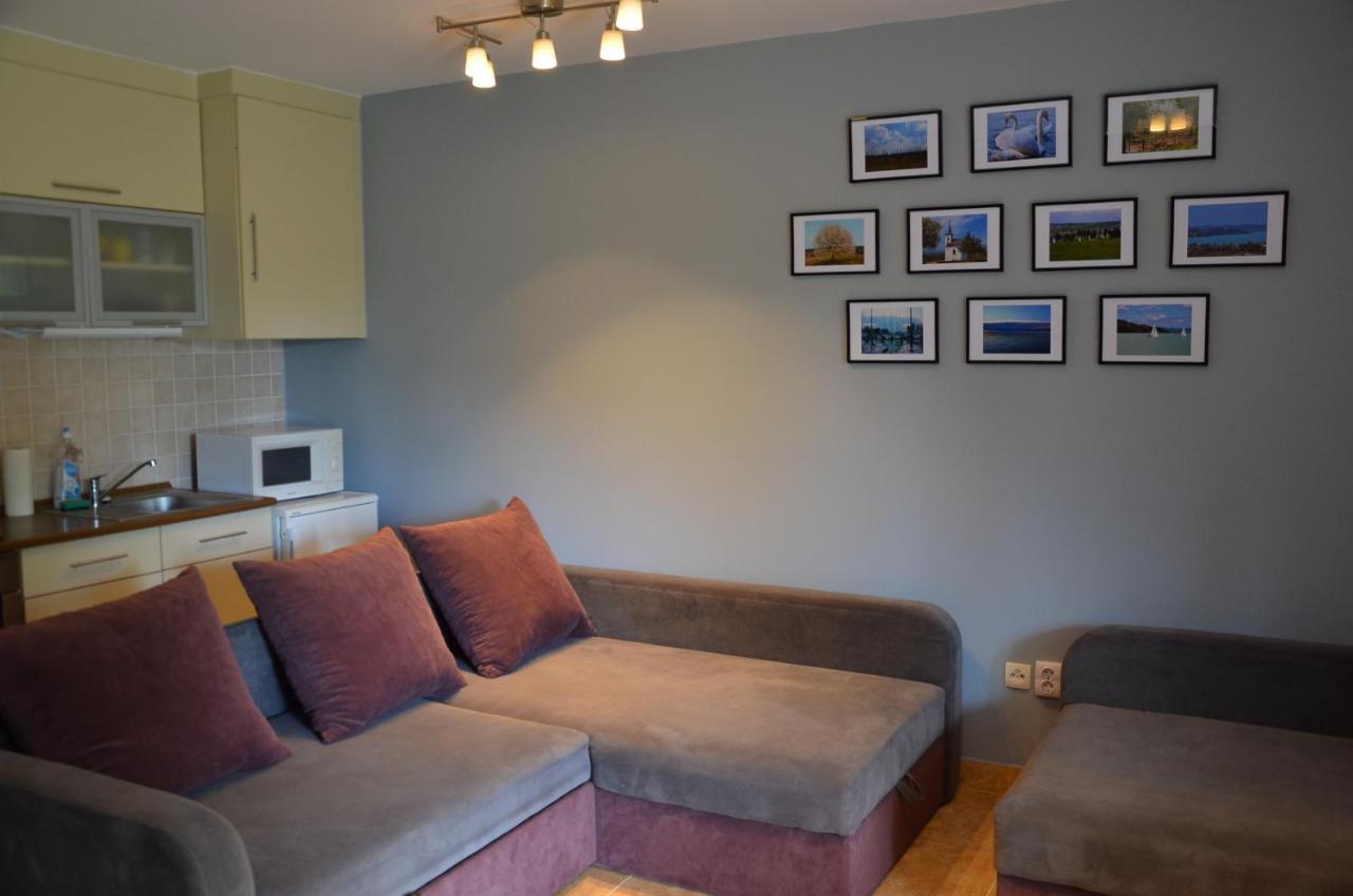 Vadszilva Apartman Balatonoszod Exterior foto