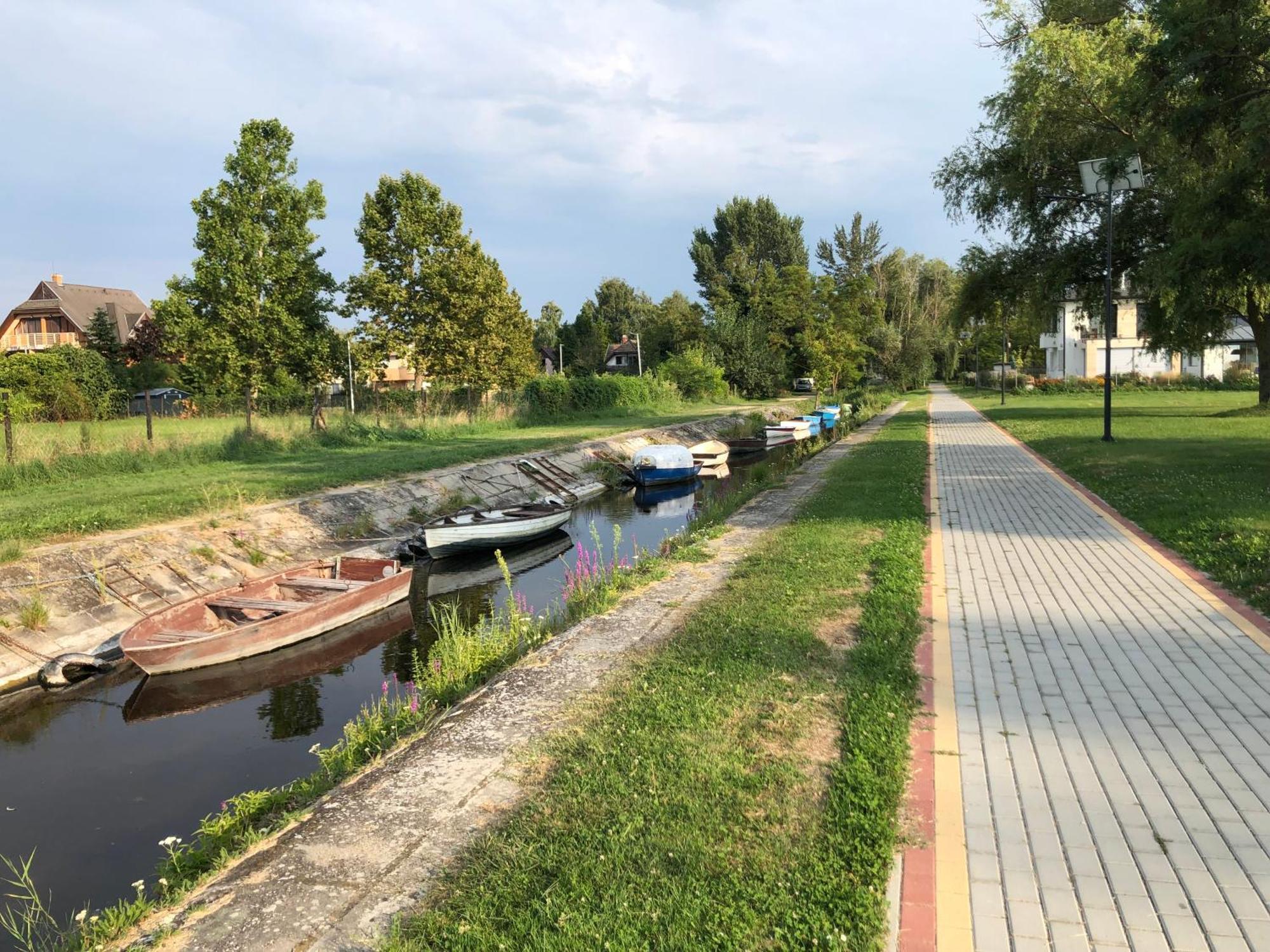 Vadszilva Apartman Balatonoszod Exterior foto