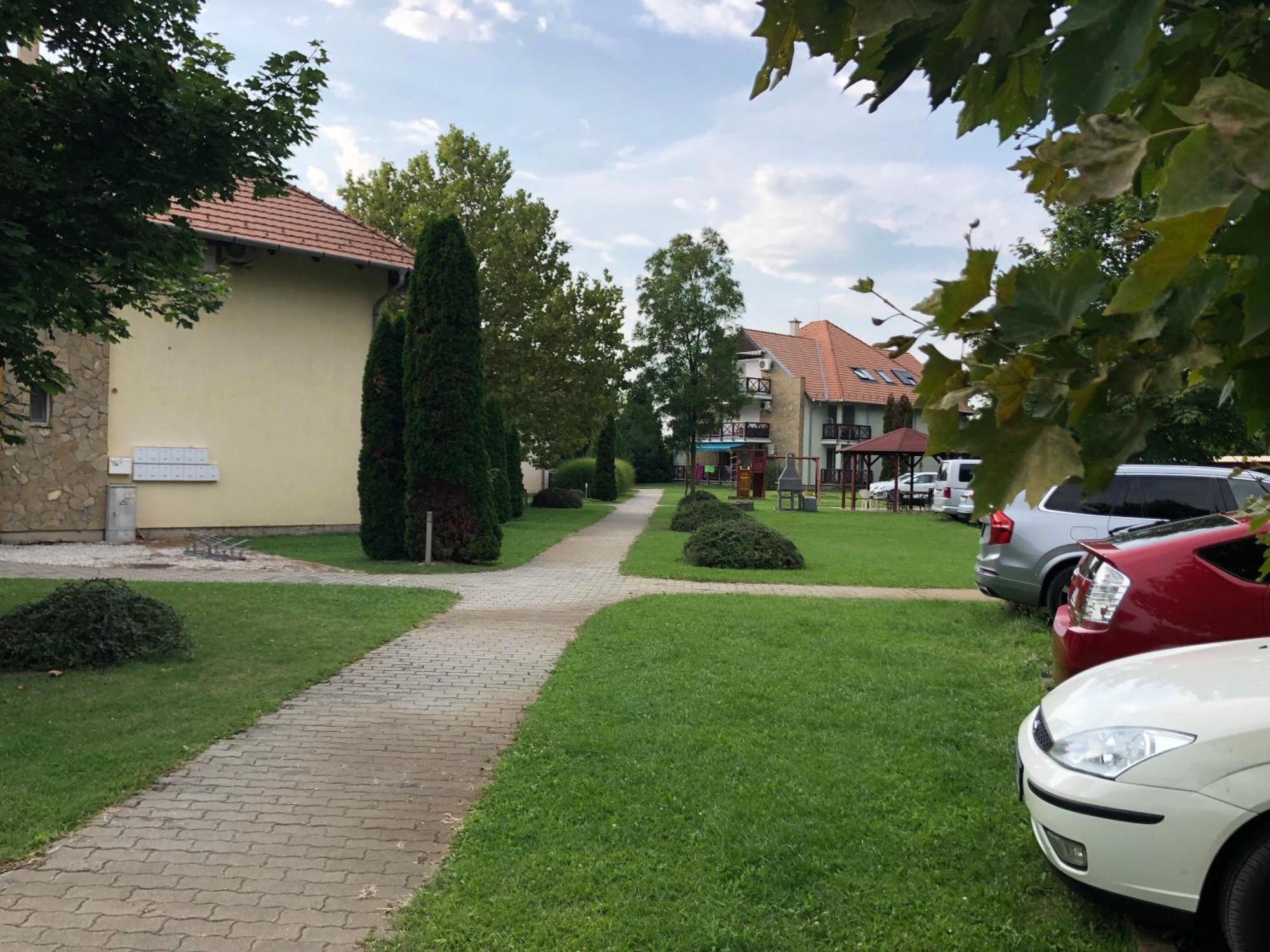 Vadszilva Apartman Balatonoszod Exterior foto