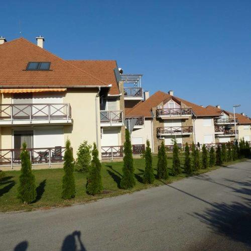 Vadszilva Apartman Balatonoszod Exterior foto