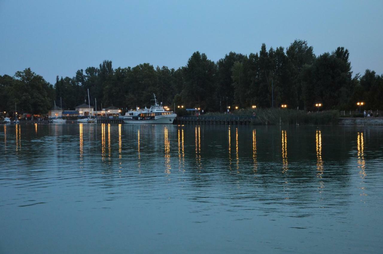 Vadszilva Apartman Balatonoszod Exterior foto